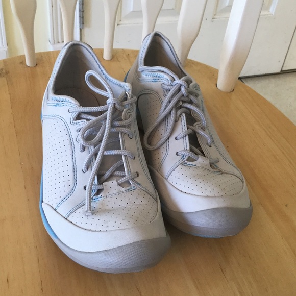 Clarks Shoes - Clarks sneakers